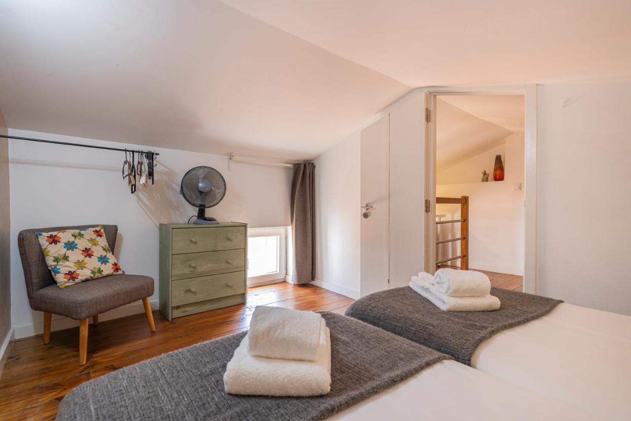 Alfama 2Bdr Duplex Apartment W/ Balcony By Lovelystay Lisboa Exterior foto
